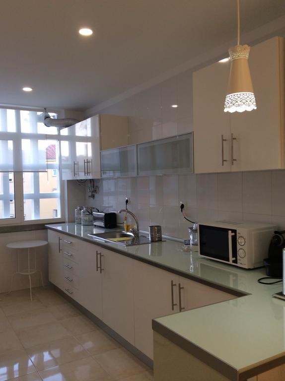 4U Lisbon IV Guesthouse Airport Bagian luar foto
