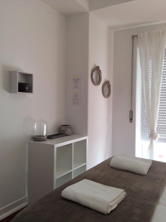 4U Lisbon IV Guesthouse Airport Bagian luar foto