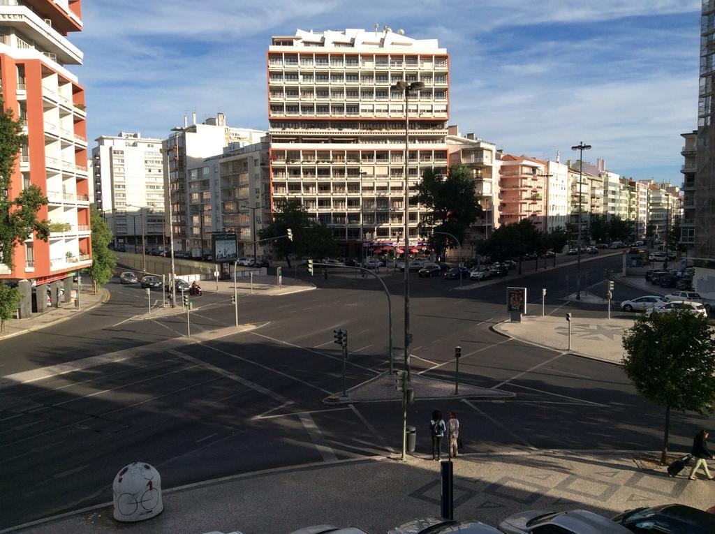 4U Lisbon IV Guesthouse Airport Bagian luar foto
