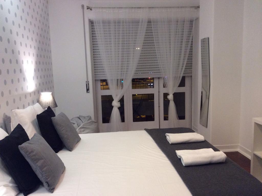 4U Lisbon IV Guesthouse Airport Bagian luar foto